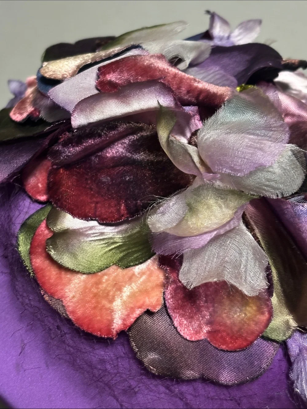 Vintage satin floral hat violet color